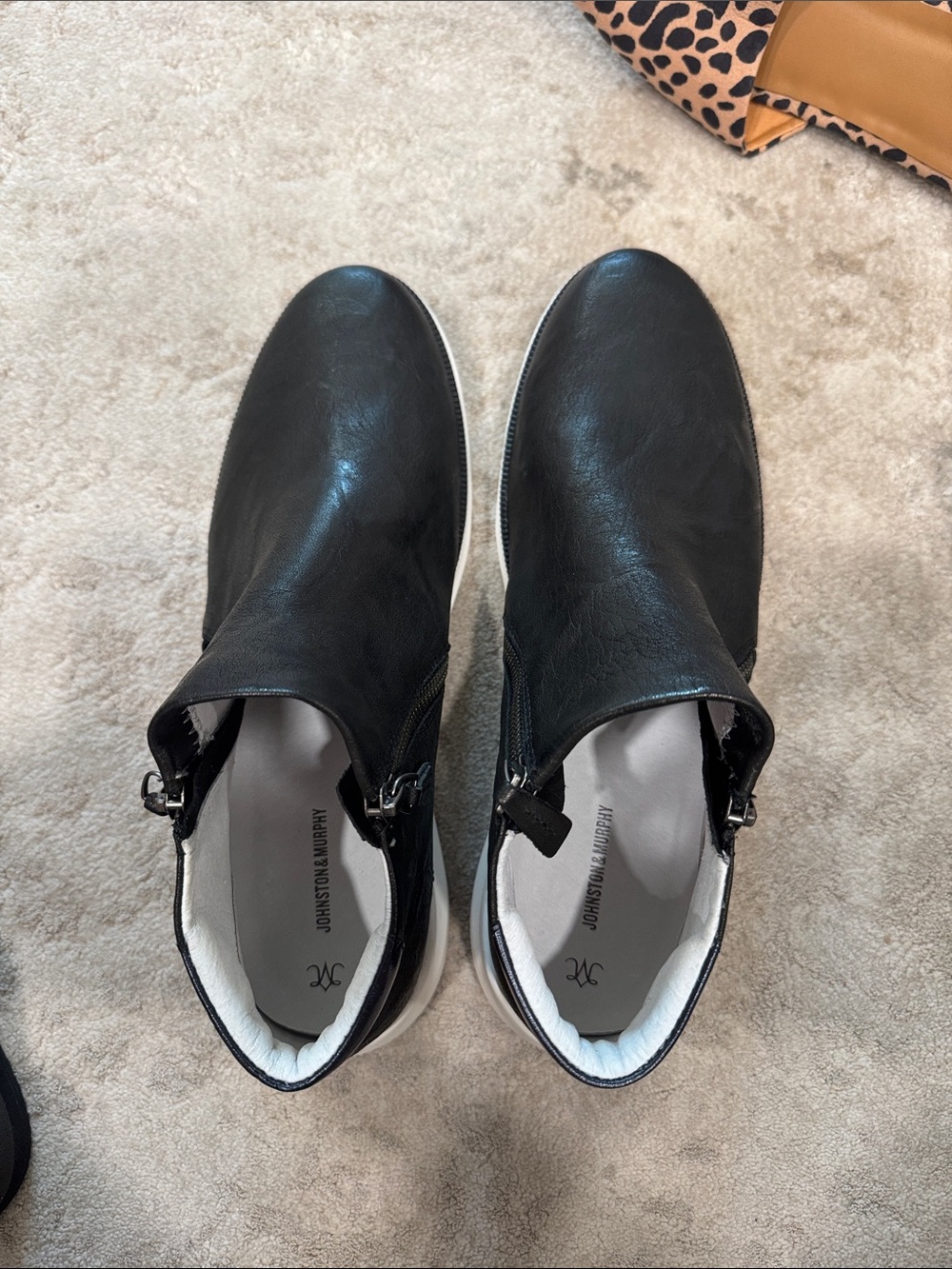 Johnston & Murphy Black Leather Chukka Boots